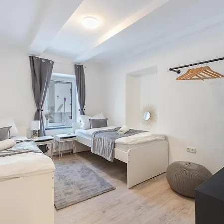 Terrace With 5 Rooms, Whirlpool And Bbq Augsburg