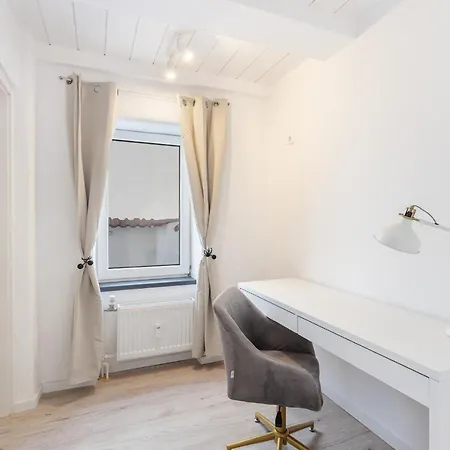 Terrace With 5 Rooms, Whirlpool And Bbq Apartment