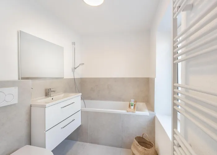 Terrace With 5 Rooms, Whirlpool And Bbq Daire *